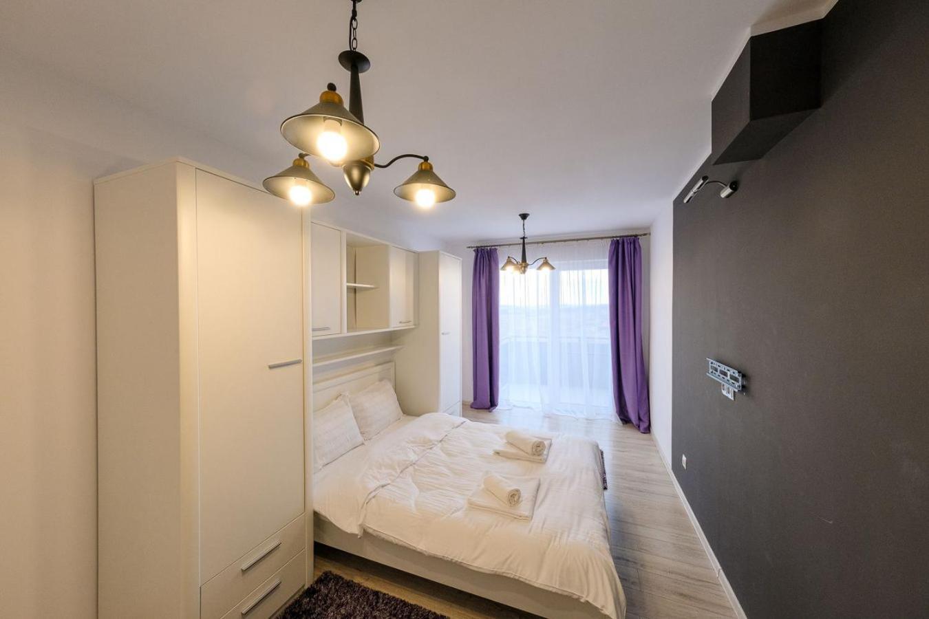 Ferienwohnung Grand Park Rose Iulius Mall Cluj-Napoca Exterior foto