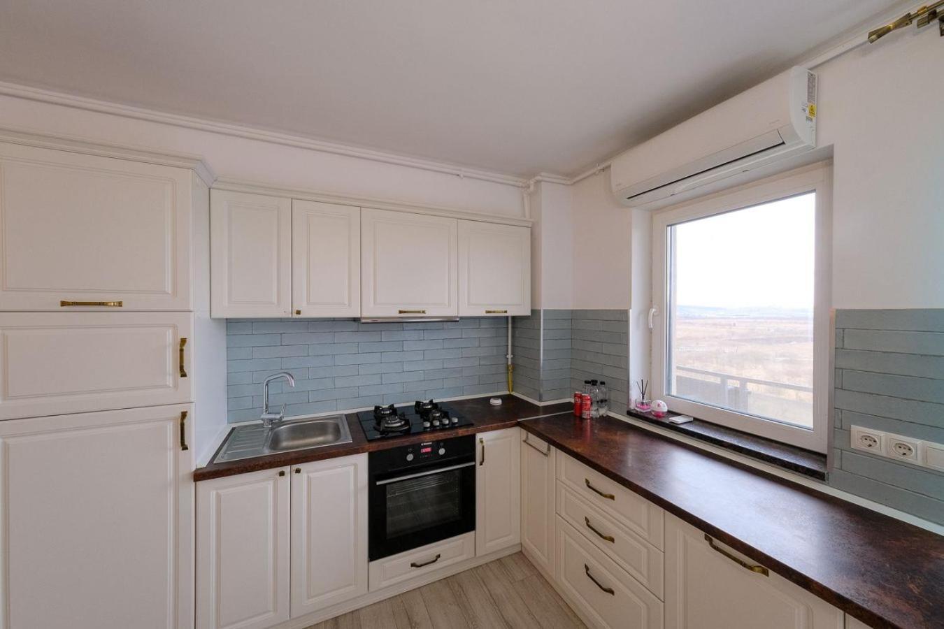 Ferienwohnung Grand Park Rose Iulius Mall Cluj-Napoca Exterior foto